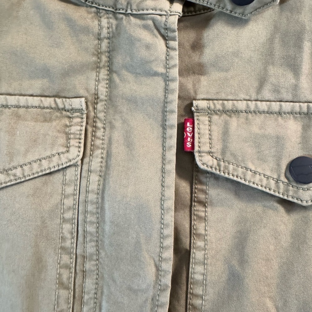 Levi’s Jacket - Picture 2 of 7